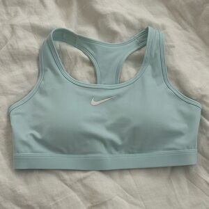 Nike Swoosh Medium Support Sports Bra, size L